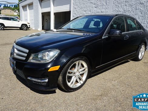 Used 2013 Mercedes-Benz C 300 4MATIC Sedan image 3