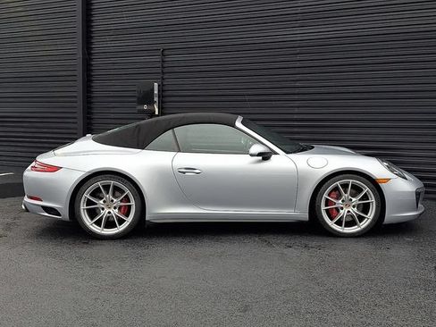 Certified 2017 Porsche 911 Carrera 4S AWD/4WD image 8