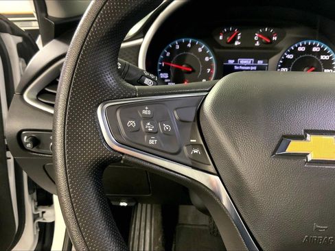 Used 2024 Chevrolet Malibu LT image 18