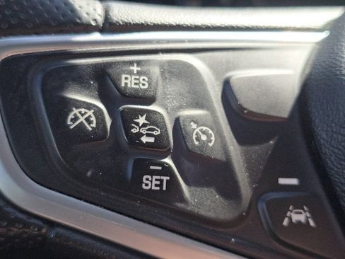 Used 2022 Chevrolet Equinox LT AWD/4WD image 31