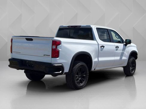 Used 2023 Chevrolet Silverado 1500 ZR2 w/ Technology Package image 5