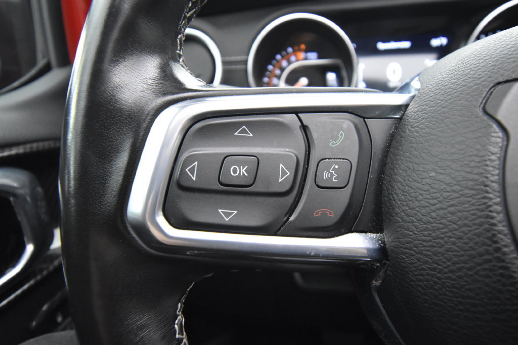 Used 2022 Jeep Wrangler Unlimited Sahara w/ LED Lighting Group AWD/4WD image 30