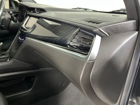 Used 2020 Cadillac XT6 Premium Luxury AWD/4WD image 26