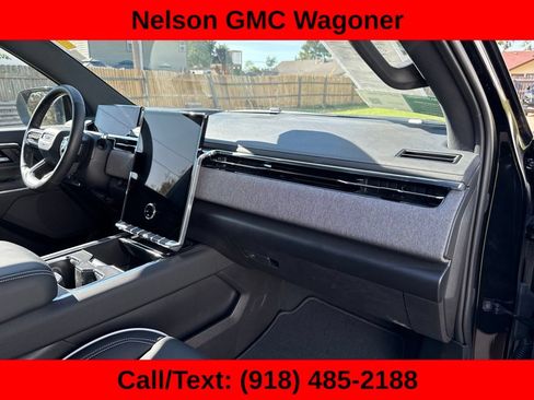 Used 2026 GMC Sierra EV Elevation AWD/4WD image 21