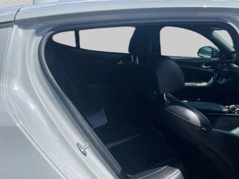 Used 2022 Kia Stinger GT-Line RWD image 16