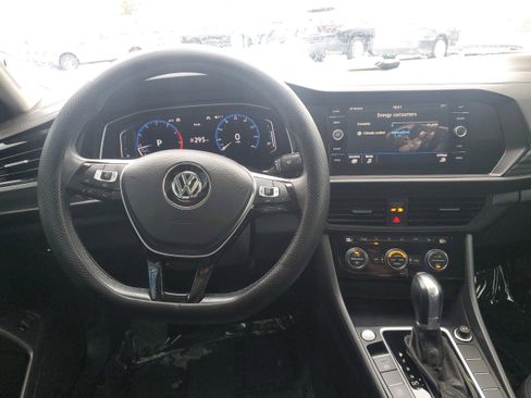 Used 2019 Volkswagen Jetta SEL w/ Cold Weather Package image 25
