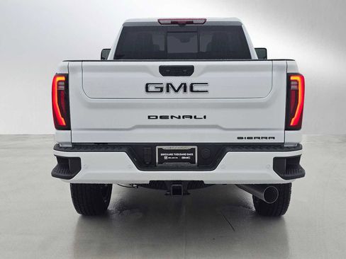 New 2026 GMC Sierra 2500 Denali w/ Denali Reserve Package image 4