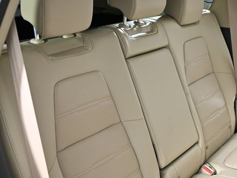 Used 2018 Honda CR-V Touring image 25