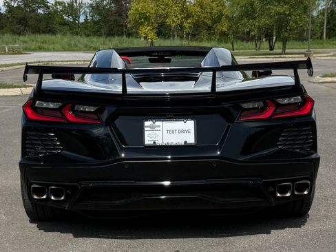 Used 2023 Chevrolet Corvette Stingray Preferred Conv w/ 2LT RWD image 11