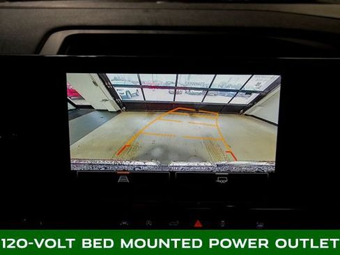 Used 2024 GMC Sierra 1500 Elevation image 13