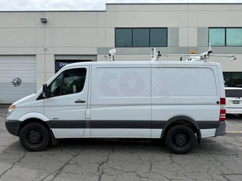Used 2012 Mercedes-Benz Sprinter 2500 w/ Additional Battery Pkg image 9