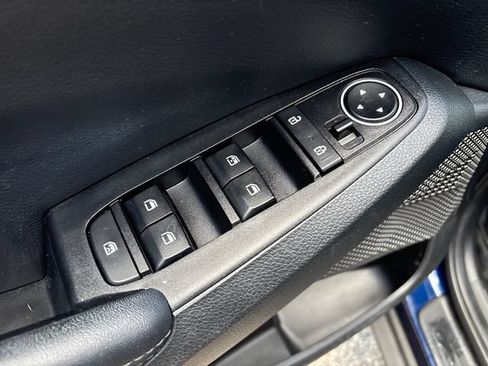 Used 2023 Kia Seltos EX AWD/4WD image 15