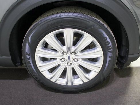 Used 2020 Ford Explorer Limited image 20