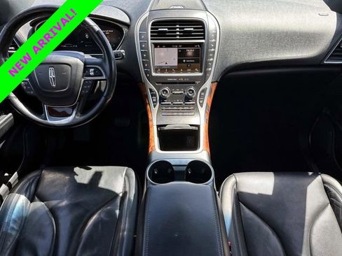Used 2019 Lincoln Nautilus Reserve AWD/4WD image 9
