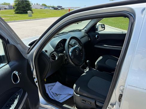 Used 2011 Chevrolet HHR LT FWD image 9