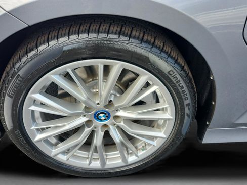 Certified 2023 BMW 330e 330e w/ Convenience Package image 9