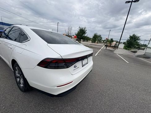 Used 2024 Honda Accord EX image 5