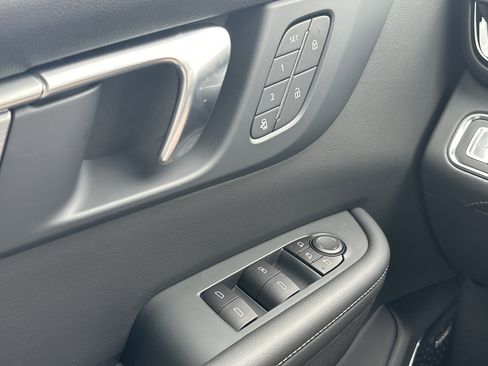 New 2026 Buick Enclave Preferred w/ Power Package image 25