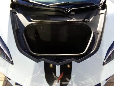 Used 2024 Chevrolet Corvette Stingray Convertible image 14