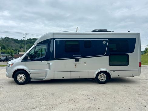 Used 2020 Mercedes-Benz Sprinter 3500 image 8