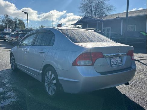 Used 2011 Honda Civic EX-L image 5