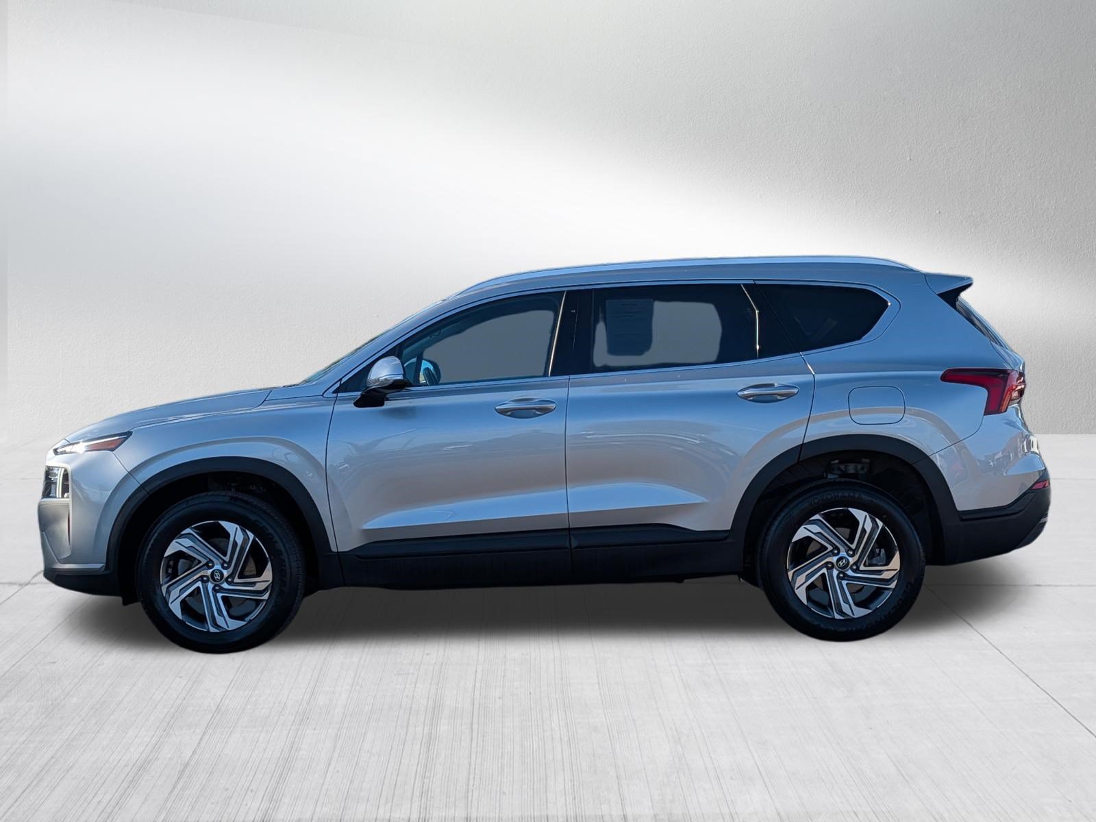 Certified 2023 Hyundai Santa Fe SEL AWD/4WD image 6