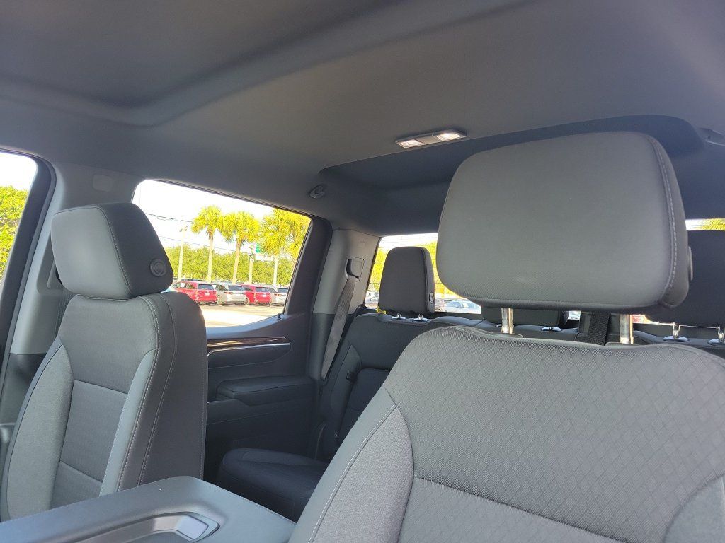 Used 2024 GMC Sierra 1500 Elevation AWD/4WD image 29