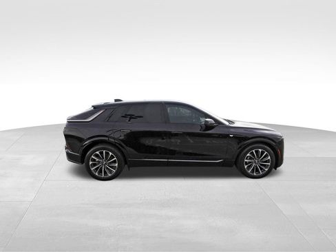 New 2027 Cadillac Lyriq Sport RWD image 5