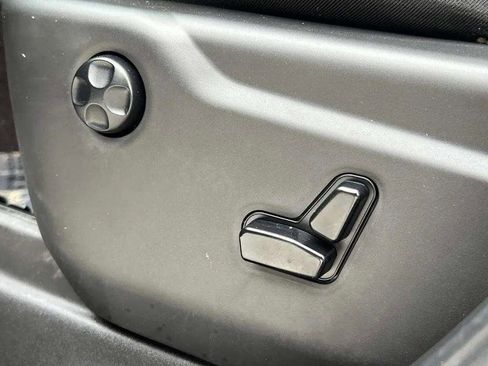 Used 2019 Jeep Grand Cherokee High Altitude image 34