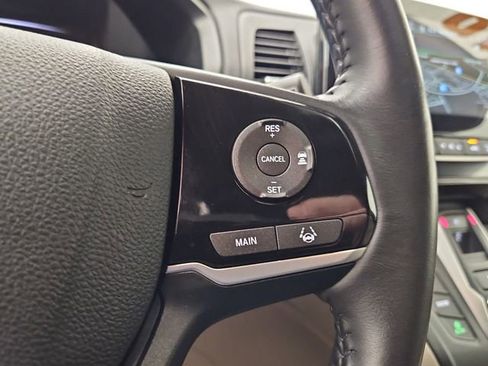 Used 2018 Honda Odyssey Touring image 28