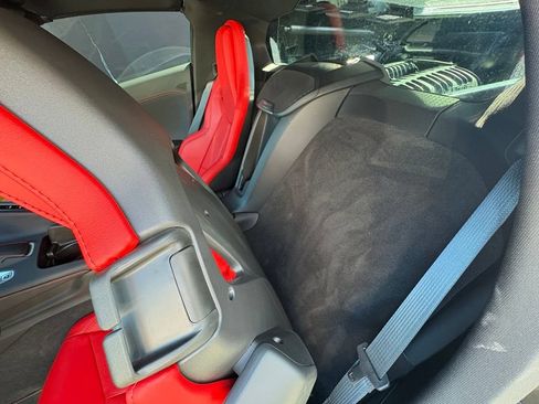 Used 2025 Chevrolet Corvette Z06 RWD image 19
