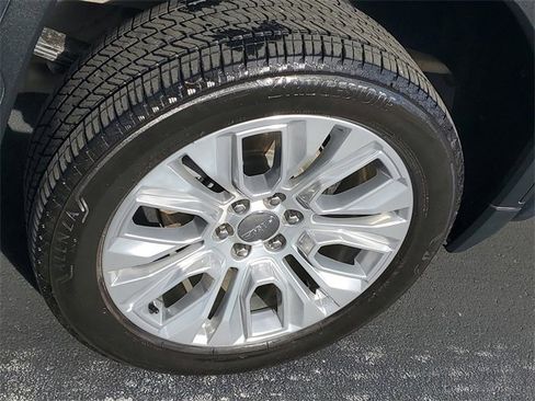 Certified 2022 GMC Sierra 1500 Denali w/ Denali Reserve Package image 5