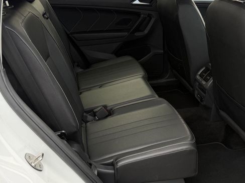 Used 2023 Volkswagen Tiguan SE image 24