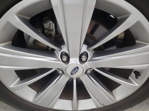 Used 2019 Ford Explorer Limited w/ Class III Trailer Tow Package AWD/4WD image 31