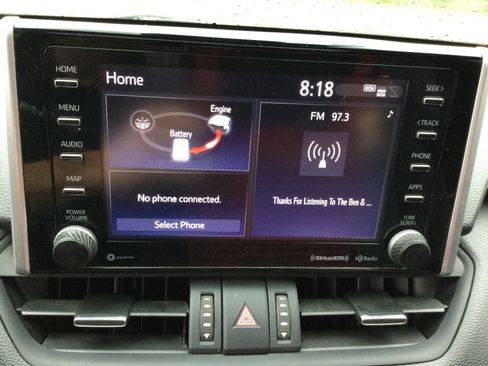 Used 2020 Toyota RAV4 XSE w/ Protection Package AWD/4WD image 11