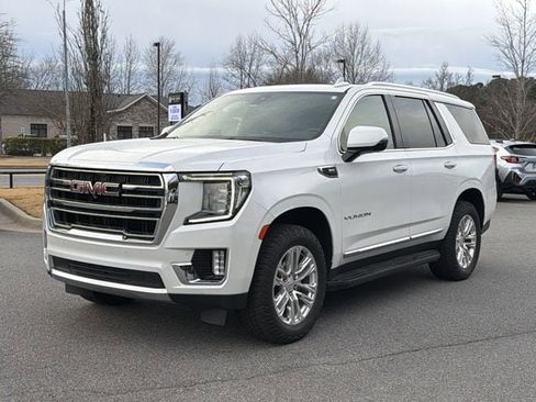 Used 2022 GMC Yukon SLT w/ SLT Premium Package image 11