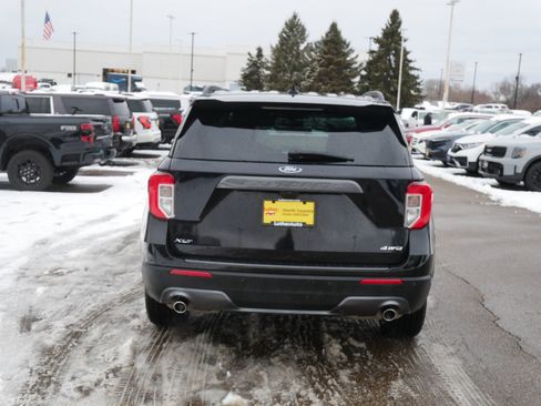 Used 2023 Ford Explorer XLT w/ Equipment Group 202A image 14