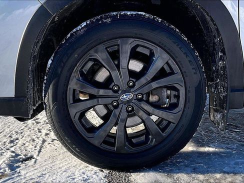 Used 2023 Subaru Forester Sport image 9