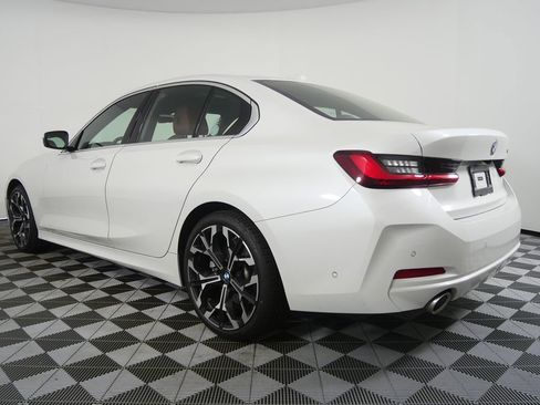 Certified 2025 BMW 330i Sedan image 5