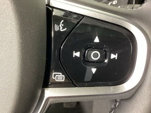 New 2026 Volvo XC90 B6 Ultra w/ Protection Package image 31