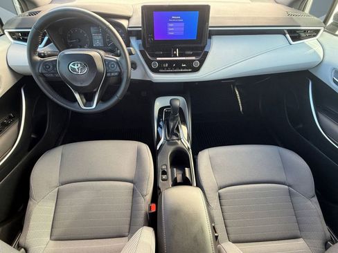 Certified 2025 Toyota Corolla SE image 15