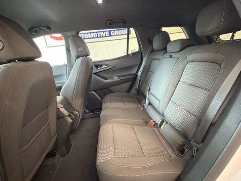 Used 2025 Chevrolet Equinox LT FWD image 20