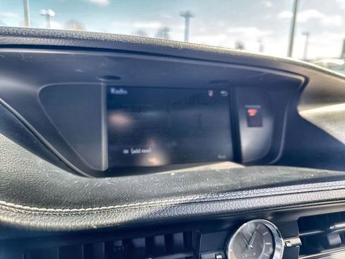 Used 2016 Lexus ES 350 image 24