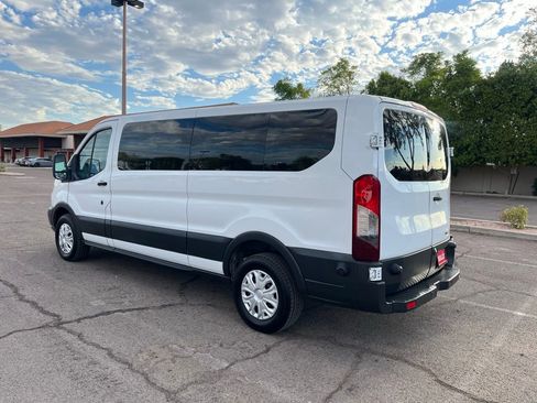 Used 2017 Ford Transit 350 XLT image 6
