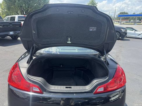 Used 2015 INFINITI Q60 Journey w/ Premium Package RWD image 9