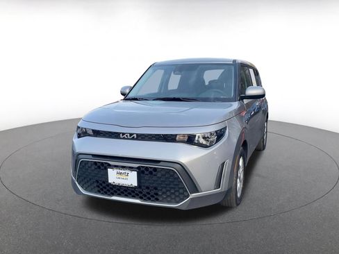 Used 2025 Kia Soul LX w/ LX Technology Package image 14