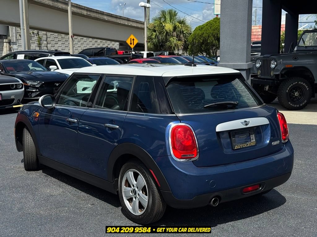 Used 2015 MINI Cooper 4-Door Hardtop FWD image 5