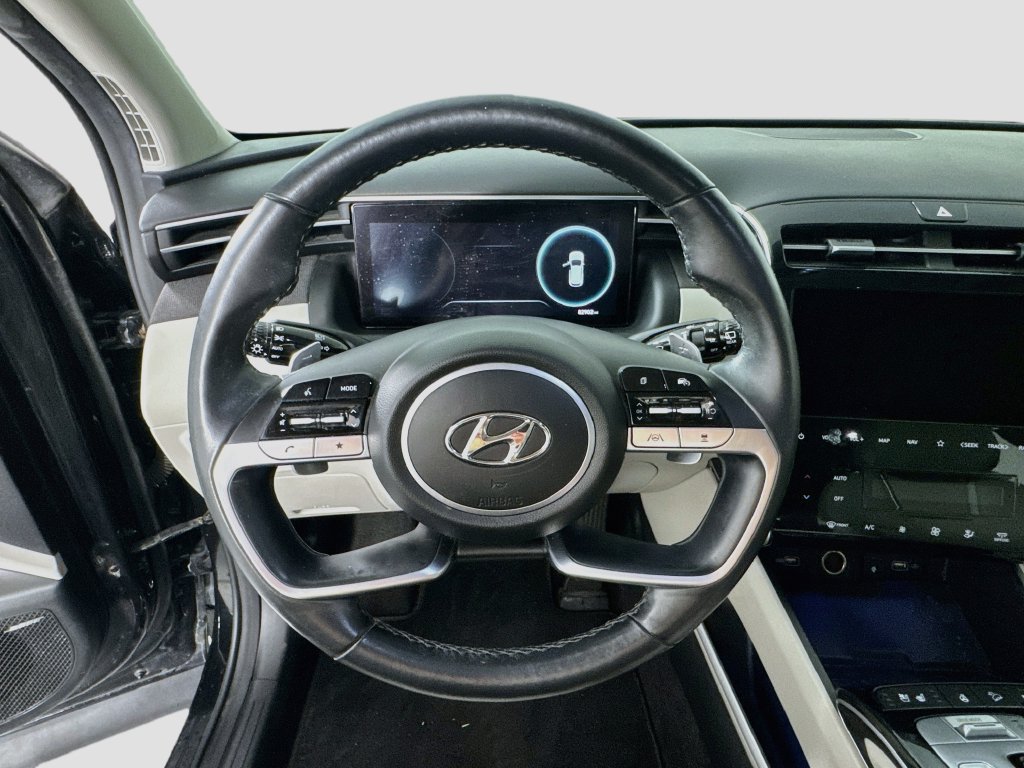 Used 2022 Hyundai Tucson Limited w/ Cargo Package FWD image 11