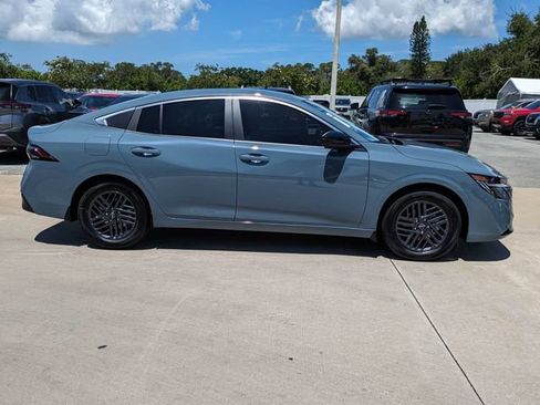 New 2026 Nissan Sentra SV FWD image 3