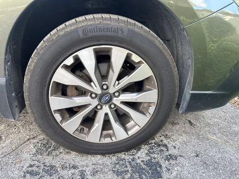 Used 2019 Subaru Outback 3.6R Touring AWD/4WD image 9